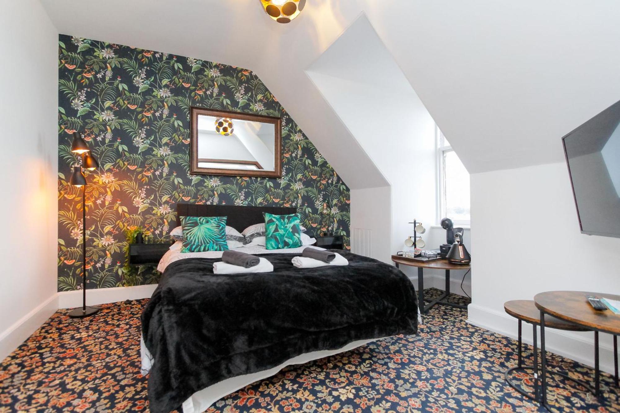 Carlton Hotel Форрес Экстерьер фото